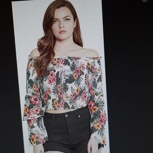 2 for $15 Guess floral off the shoulder top